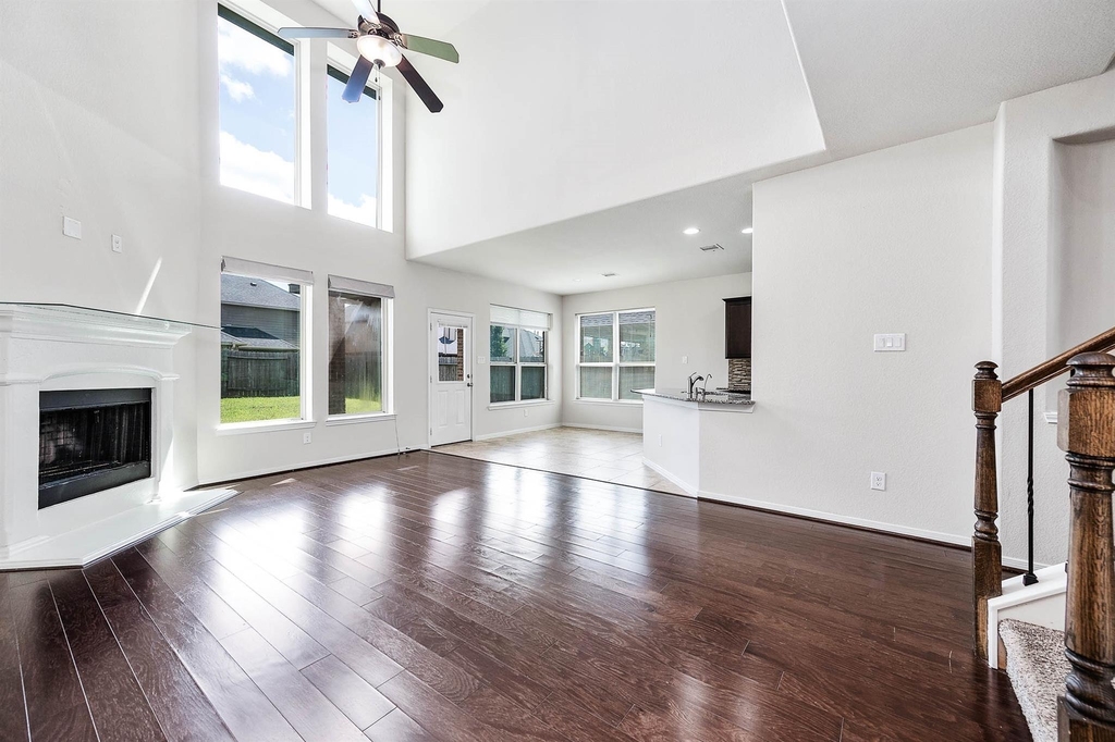 9619 Sumter Court - Photo 9