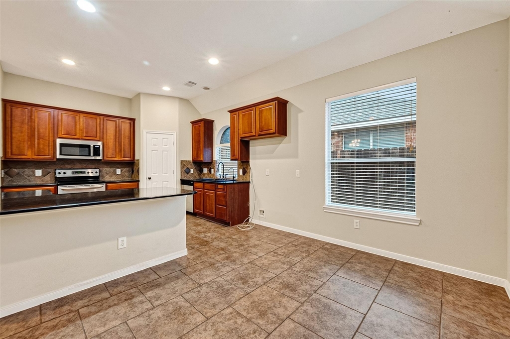 24222 Lake Path Circle - Photo 25