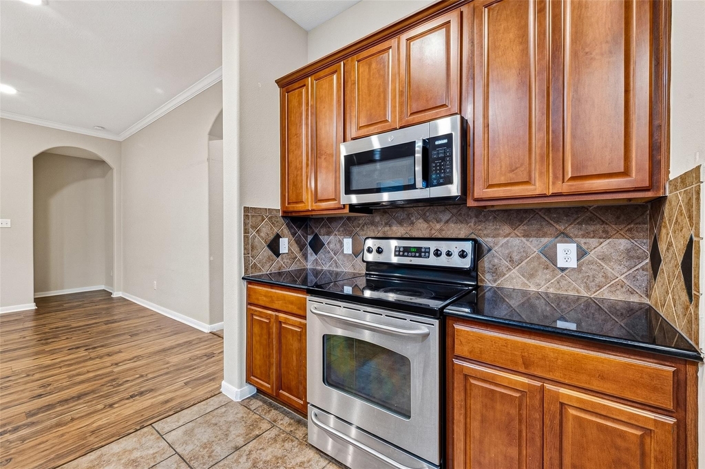 24222 Lake Path Circle - Photo 19