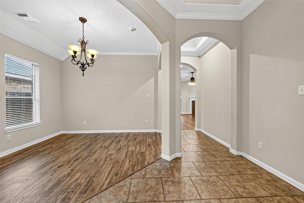 24222 Lake Path Circle - Photo 3