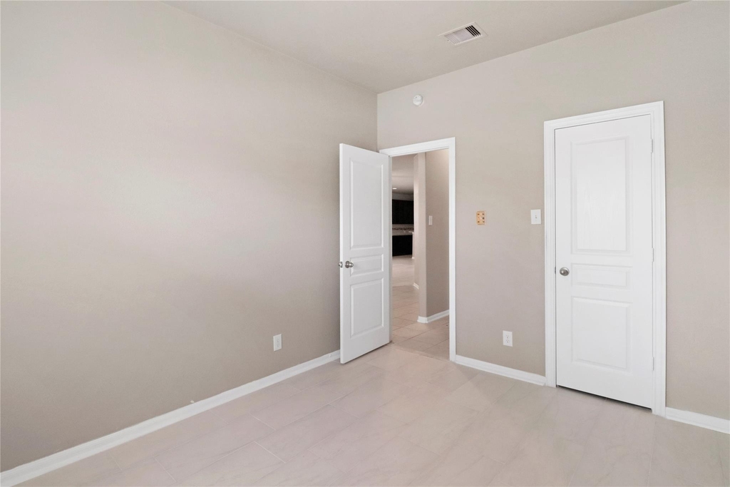 21239 Flowering Crape Myrtle Drive - Photo 19