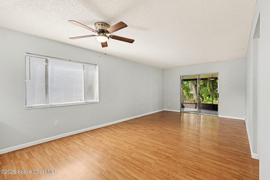 2412 Fox Hollow Drive - Photo 2