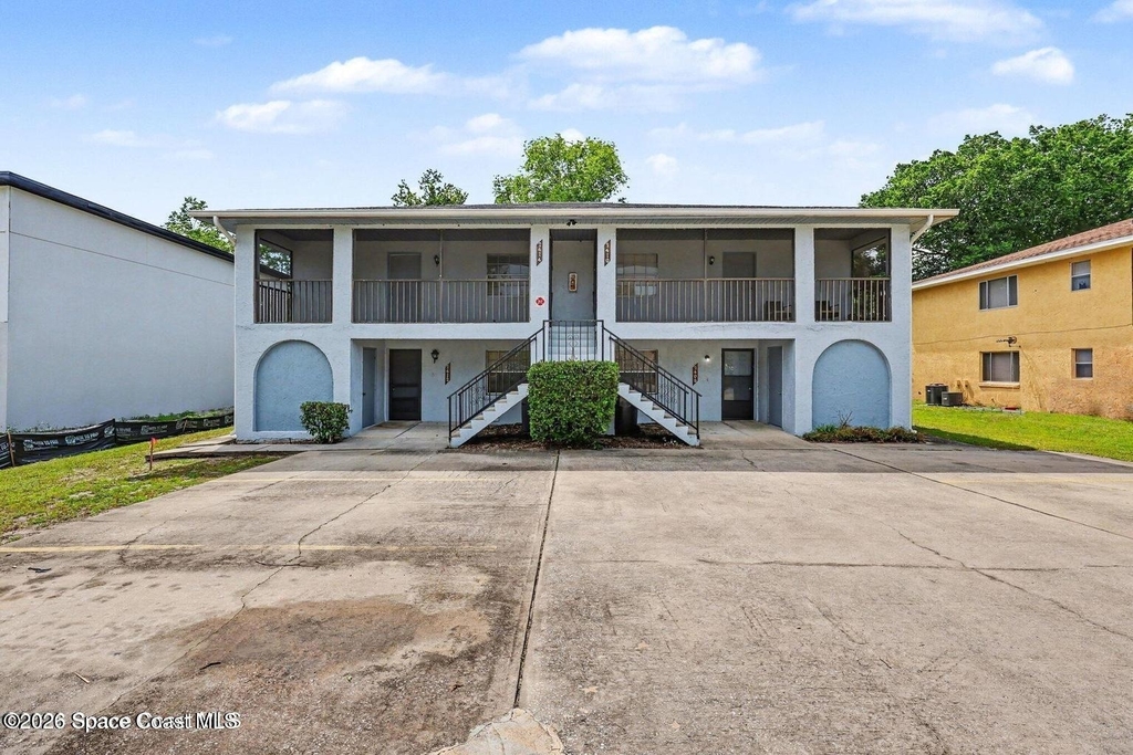 2412 Fox Hollow Drive - Photo 0