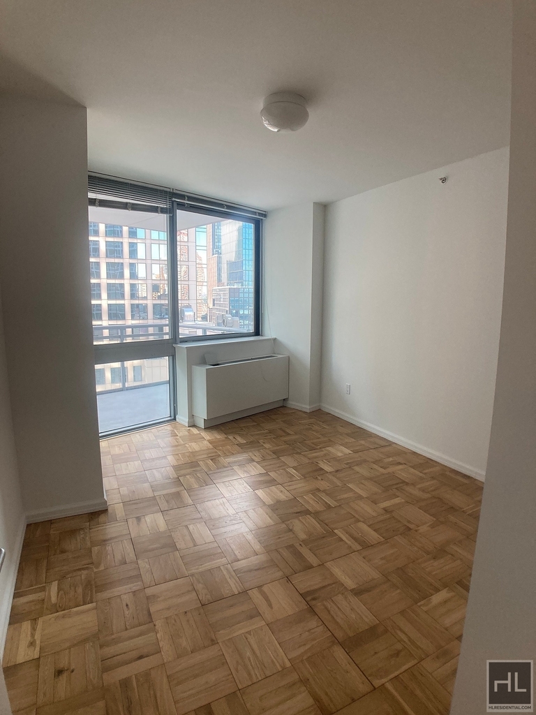 West 37th Street - Photo 0