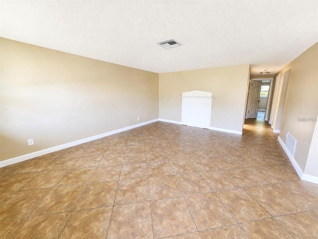 7146 Carmel Avenue - Photo 2