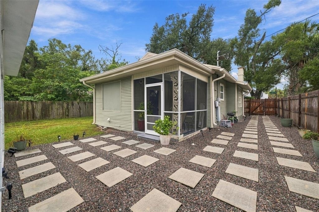 8613 N 13th Street - Photo 19