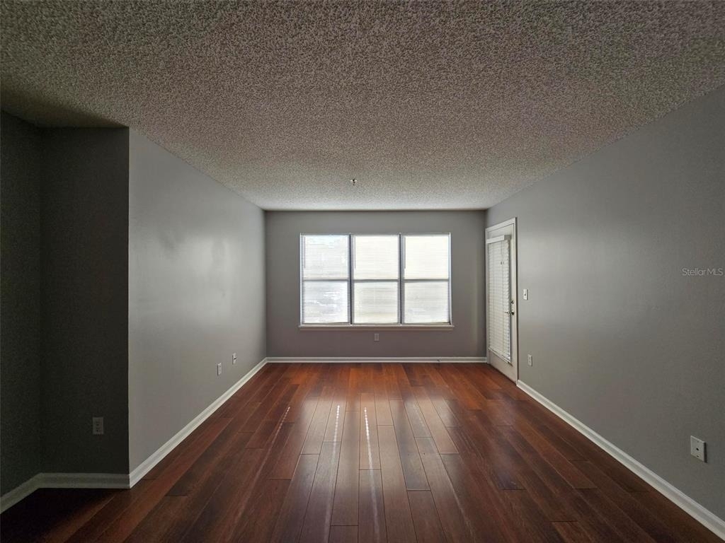 11901 4th Street N - Photo 5