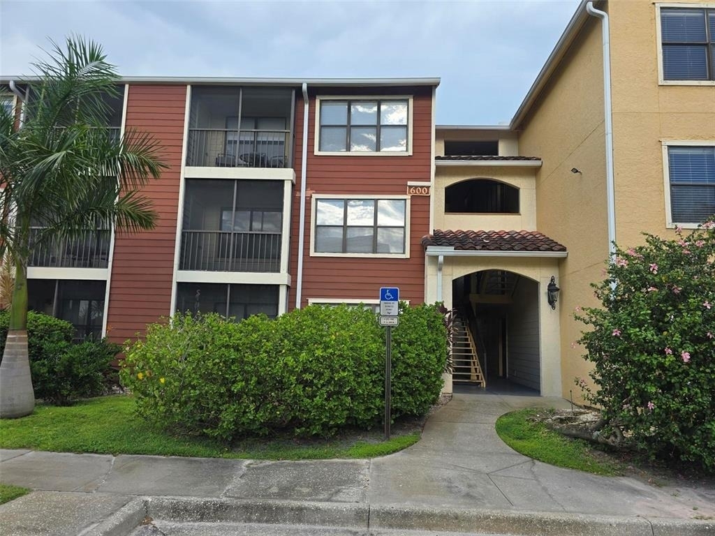11901 4th Street N - Photo 1