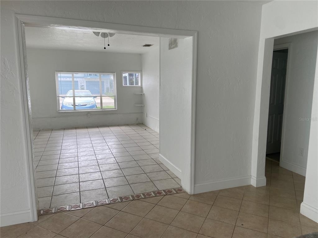 13321 E 1st - Photo 7