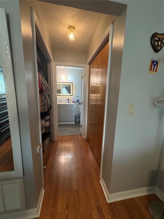 6511 Barcelona Boulevard - Photo 12