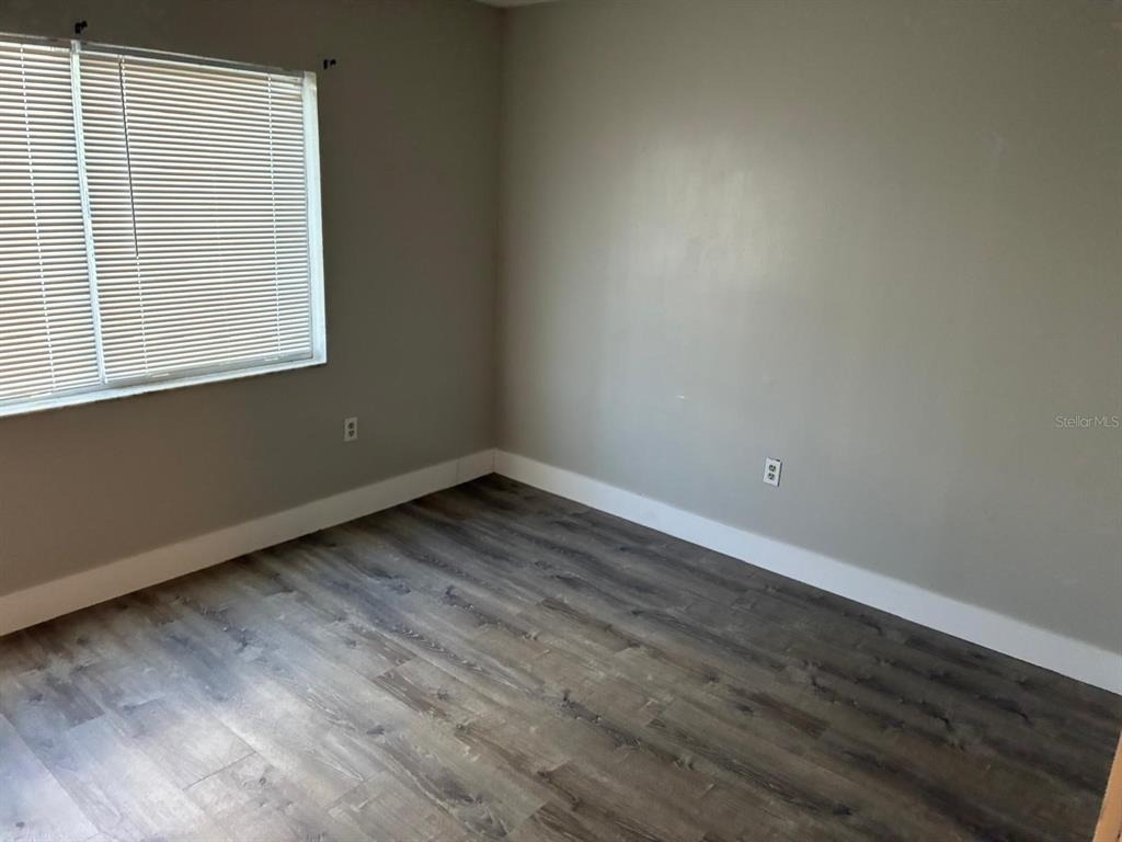 378 48th Avenue N - Photo 3