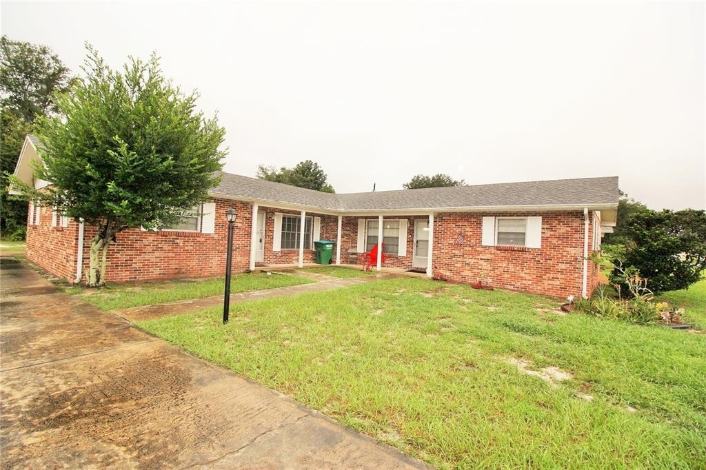 309 Diamond Street - Photo 0