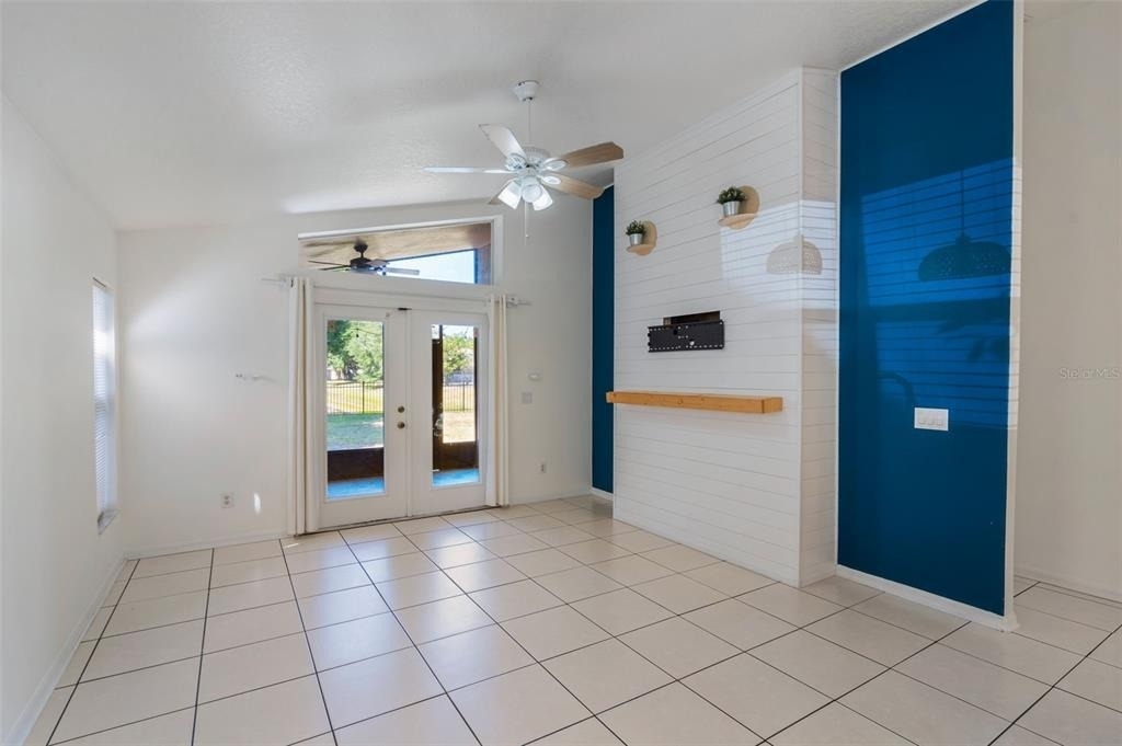 9838 Pecky Cypress Way - Photo 11