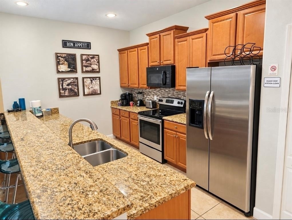 8961 Bismarck Palm Rd - Photo 6