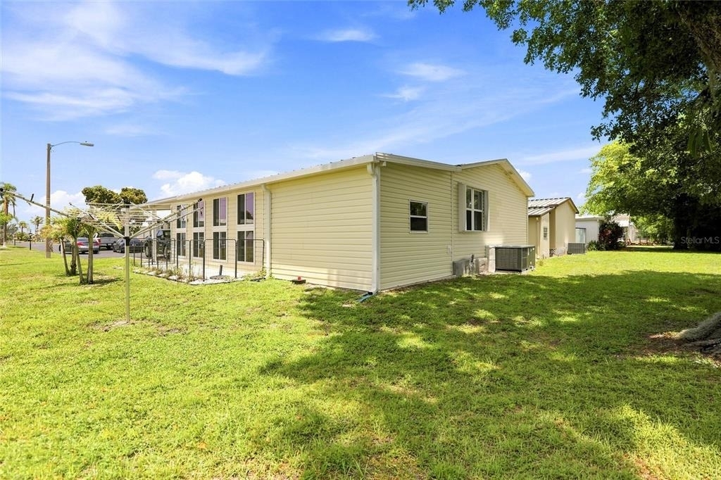 1 Poinsettia Drive - Photo 34