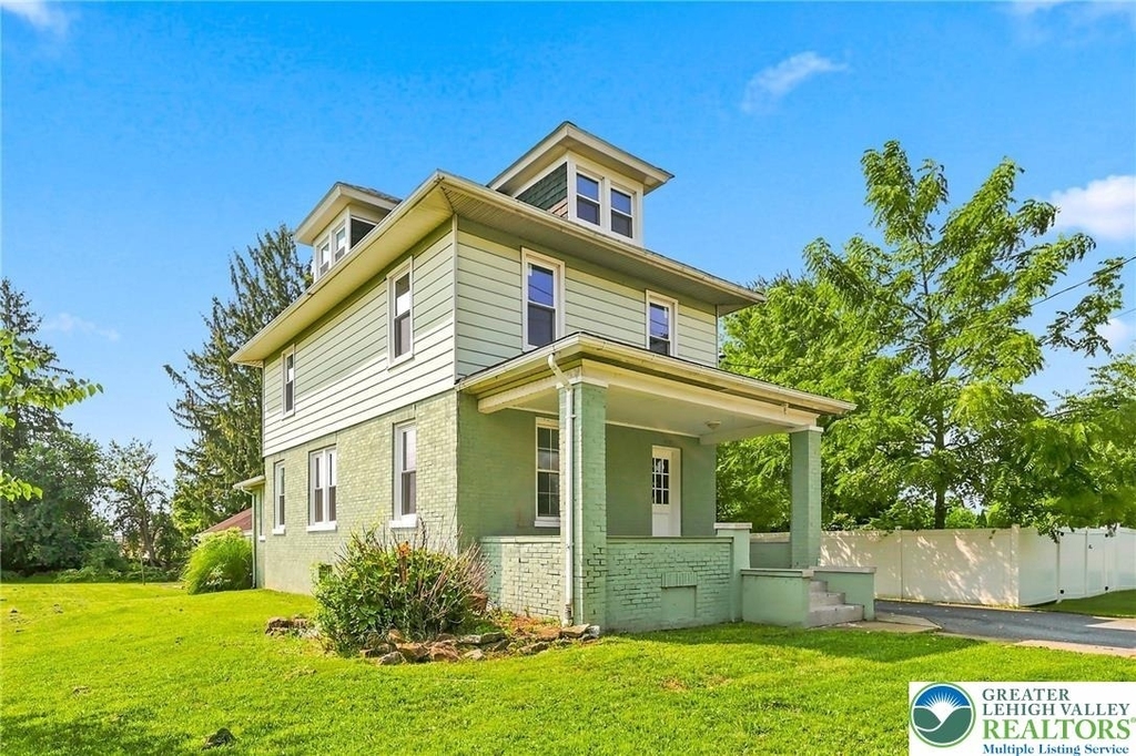 4120 Easton Avenue - Photo 1
