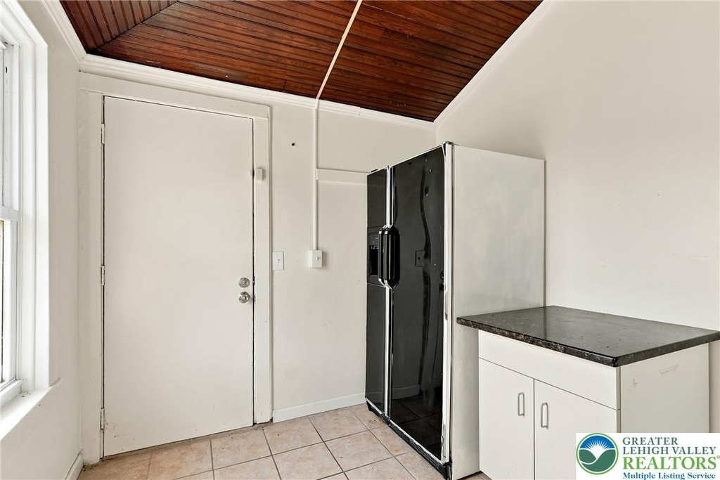 4120 Easton Avenue - Photo 18