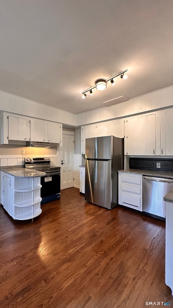 28 Summit Street - Photo 3