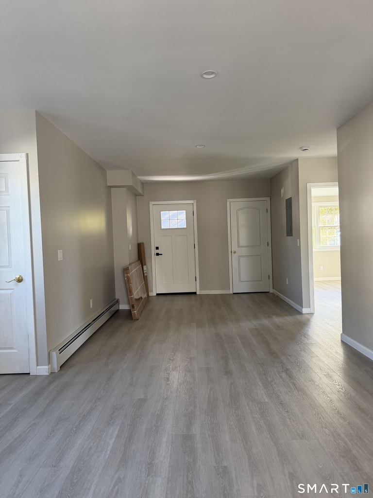 11 Strant Street - Photo 2