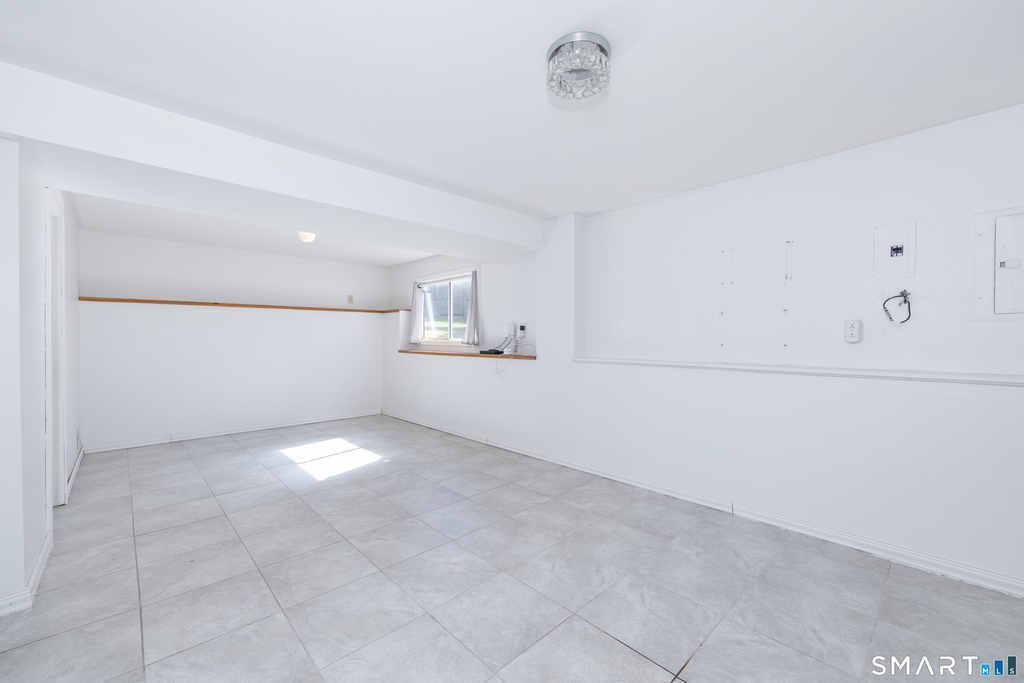 351 Bradley Street - Photo 17