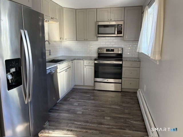 178 Churchill Drive - Photo 2