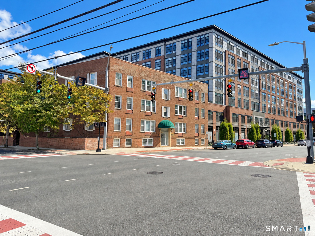 833 Summer Street - Photo 13