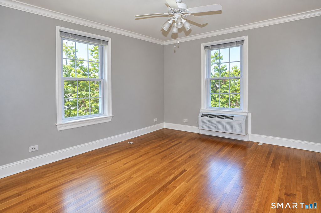 833 Summer Street - Photo 9