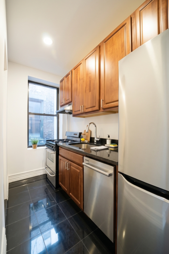 167 West 83rd Street - Photo 2