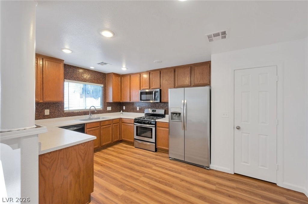 8217 Time Machine Avenue - Photo 7