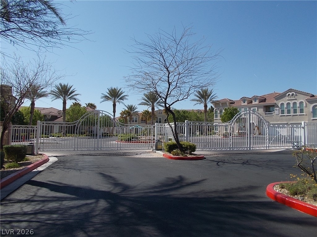 10001 Peace Way - Photo 4