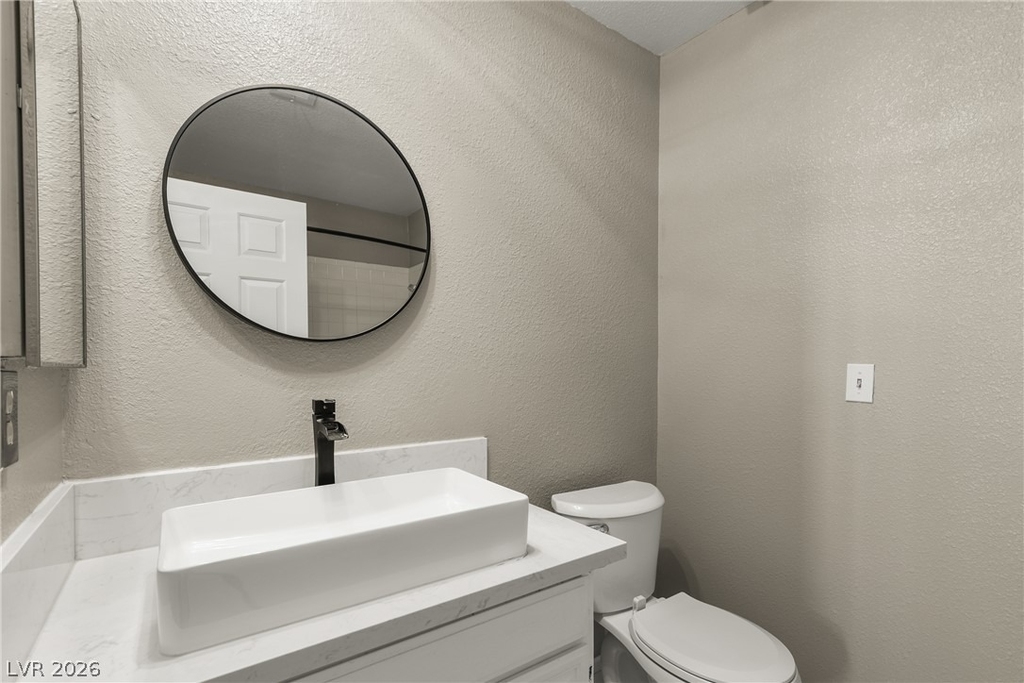 5576 W Rochelle Avenue - Photo 27