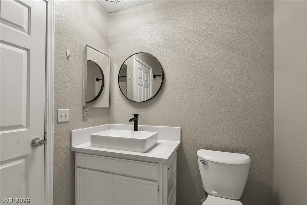 5576 W Rochelle Avenue - Photo 29