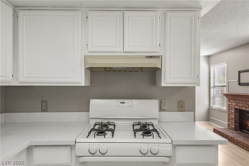 5576 W Rochelle Avenue - Photo 11