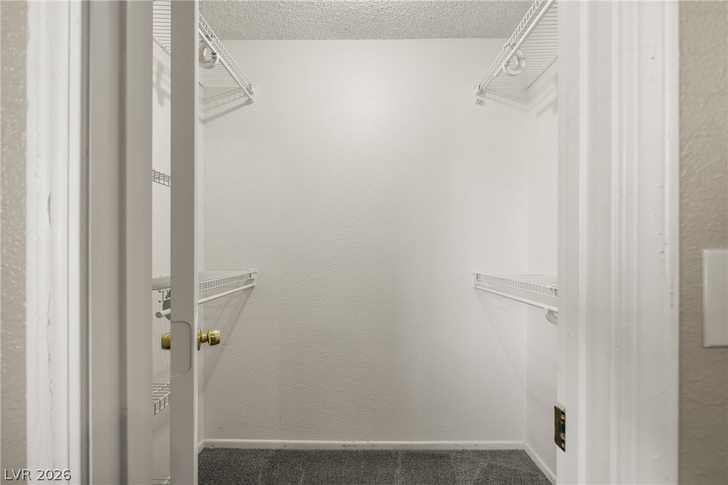 5576 W Rochelle Avenue - Photo 26
