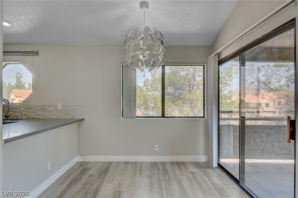 5028 S Rainbow Boulevard - Photo 8