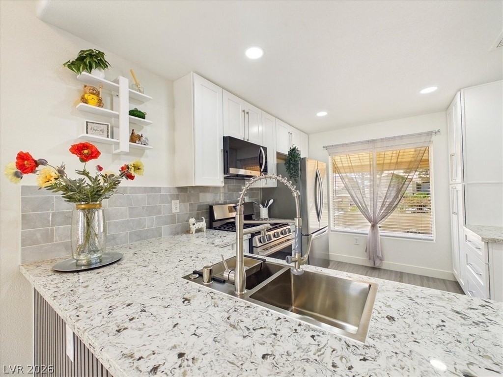 2833 Breakers Creek Drive - Photo 3