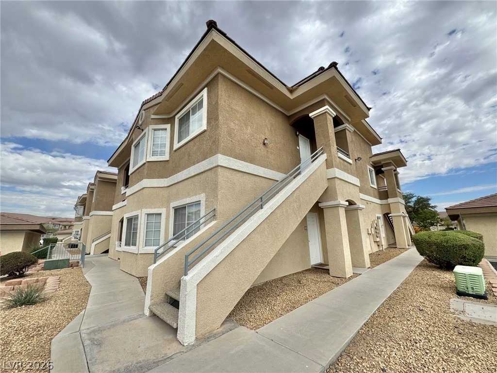 833 Aspen Peak Loop - Photo 0