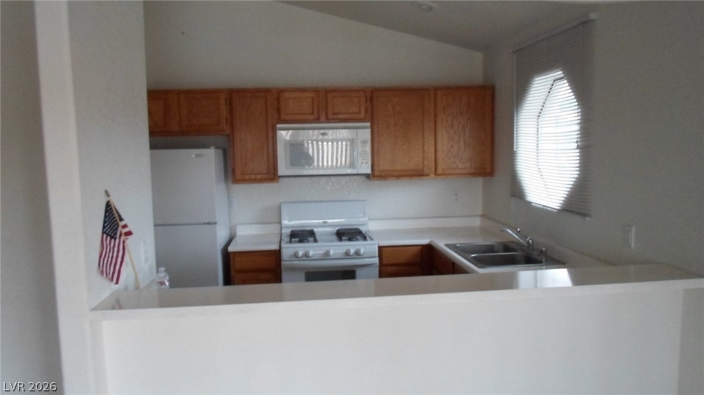 5030 Rainbow Boulevard - Photo 5