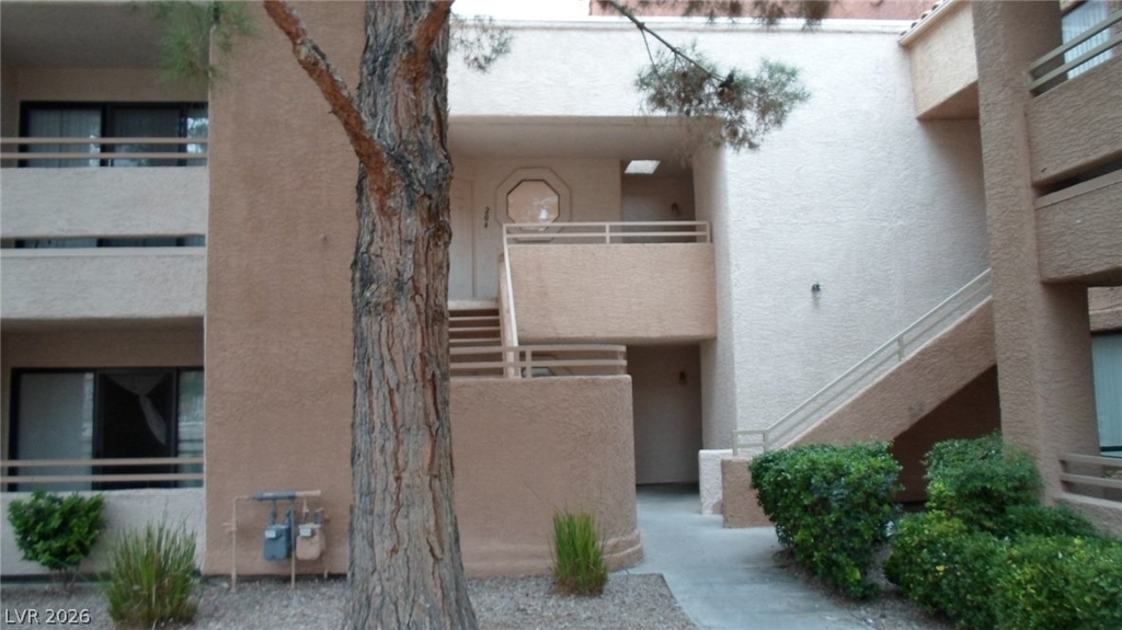 5030 Rainbow Boulevard - Photo 0