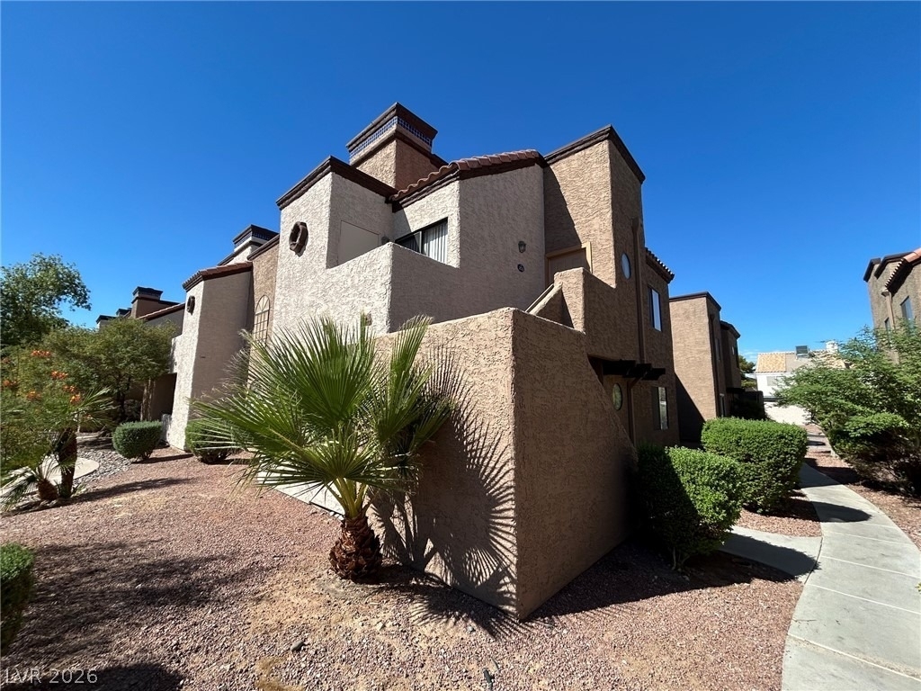 2978 Juniper Hills Boulevard - Photo 0