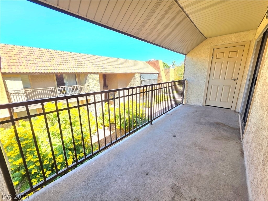 4470 Sandy River Drive - Photo 28