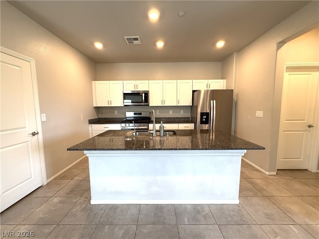 522 Spy Rock Avenue - Photo 5