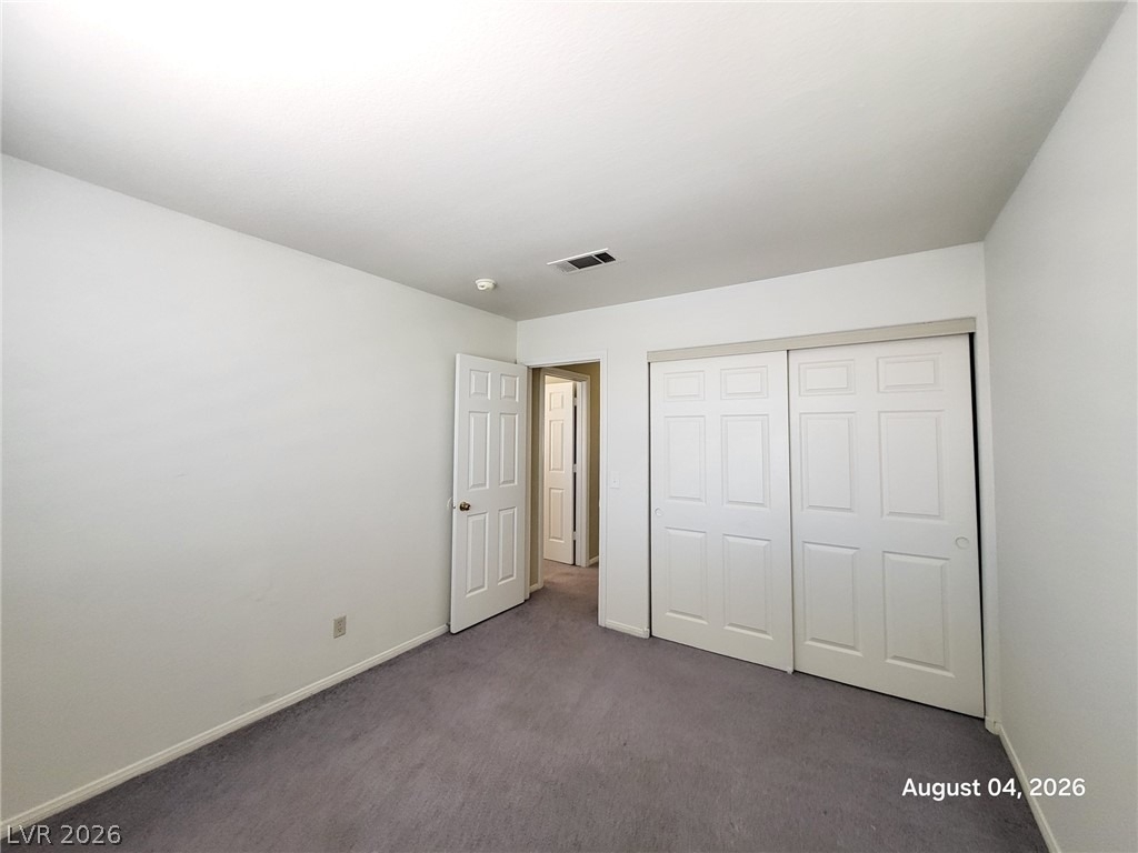 8236 W Rochelle Avenue - Photo 9