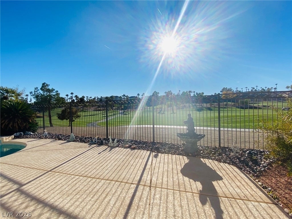 231 Cliff Valley Drive - Photo 2