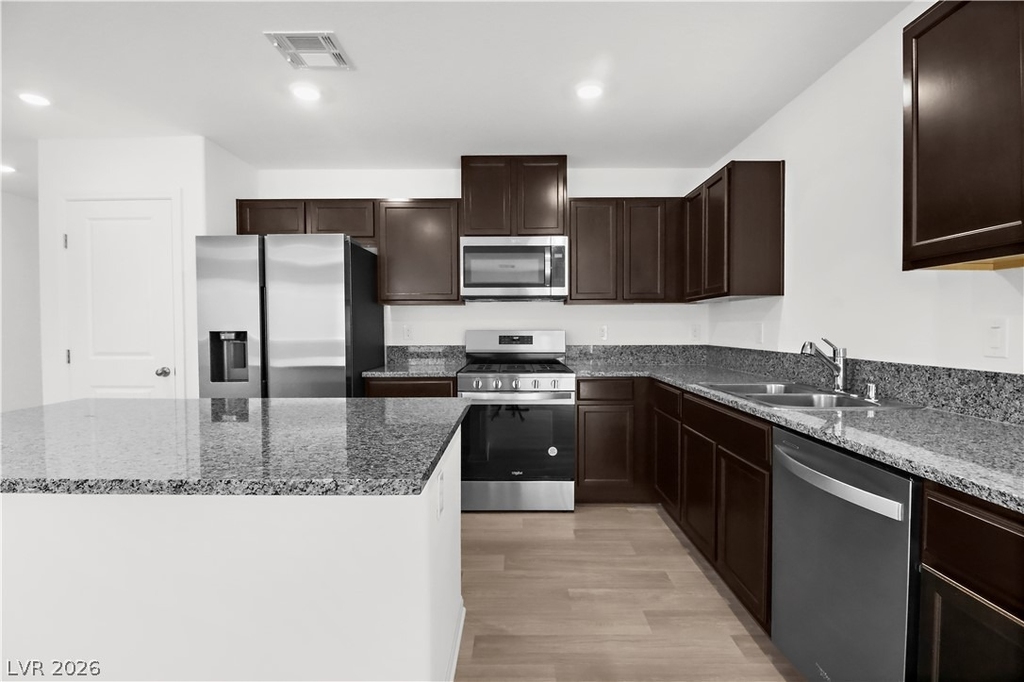 6022 S. Tomsik Street - Photo 9