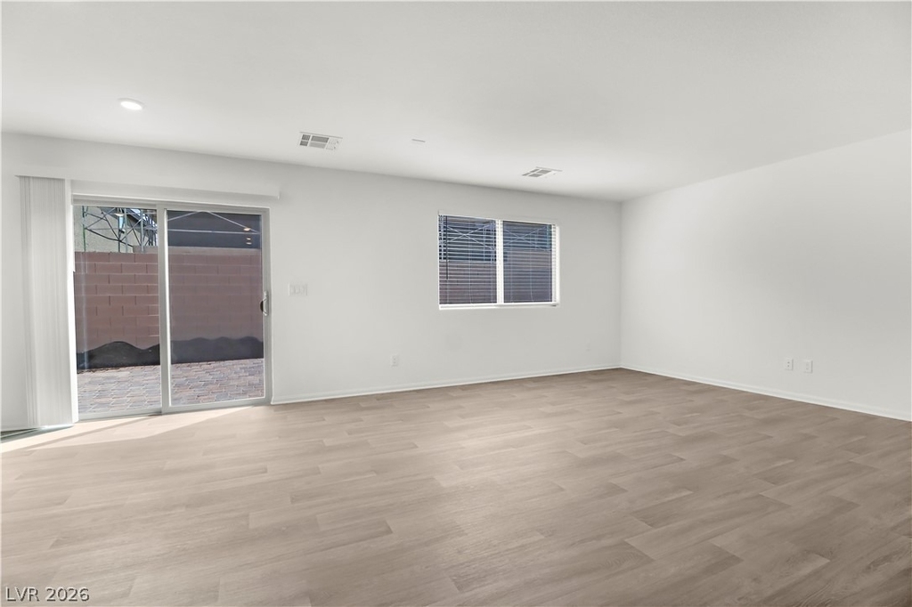 6022 S. Tomsik Street - Photo 7
