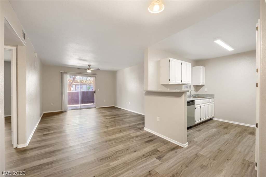555 E Silverado Ranch Boulevard - Photo 9