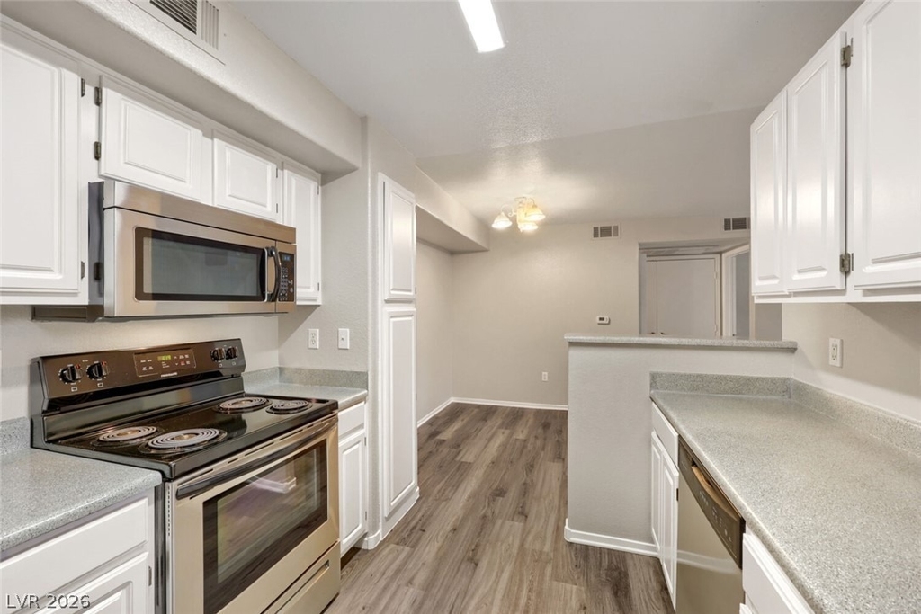 555 E Silverado Ranch Boulevard - Photo 12