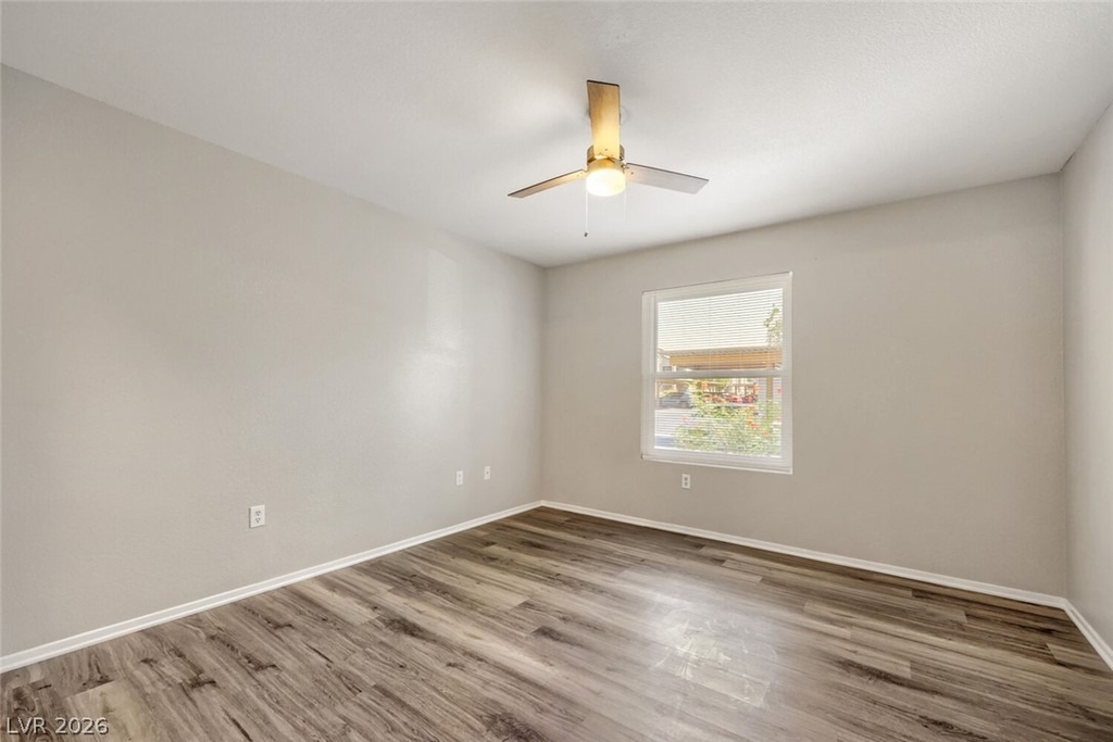 555 E Silverado Ranch Boulevard - Photo 15