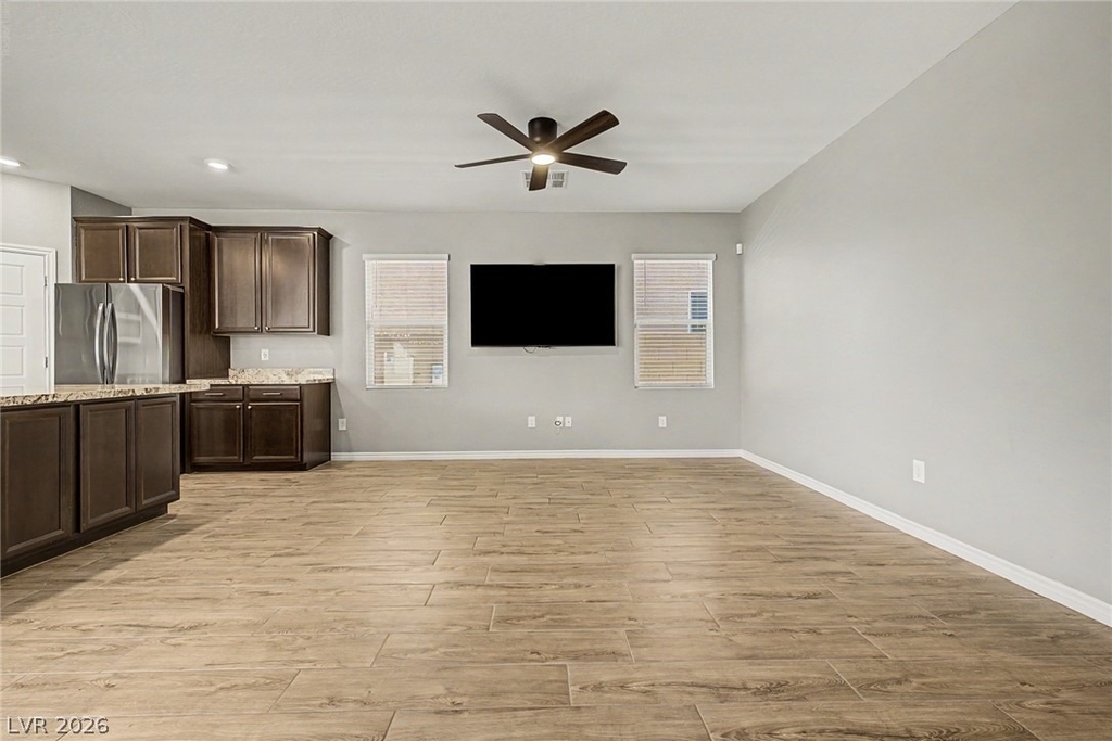 3935 Henny Avenue - Photo 8